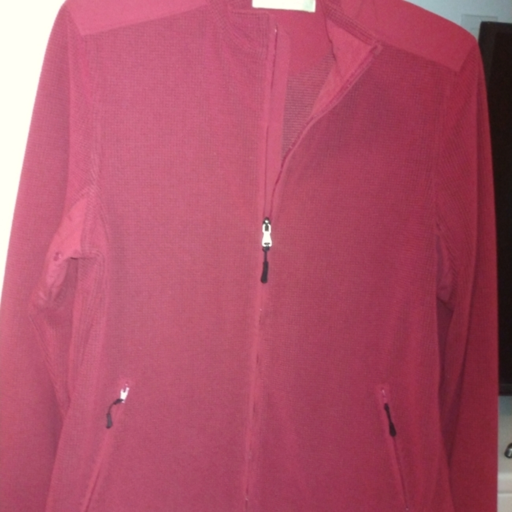 Jacket - zippered pockets